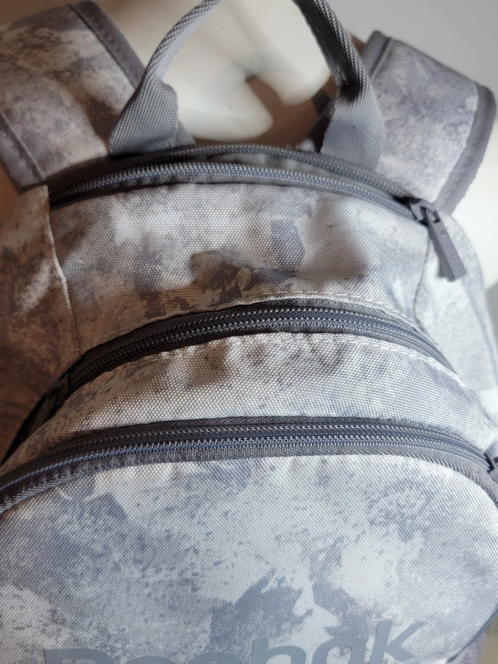Reebok Gray Backpack Logo Zipper Closure Adjustable Straps Mesh Side Pocket